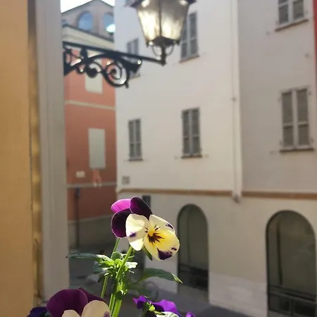 Sant'Anna Studio Apartment Parma Exterior photo